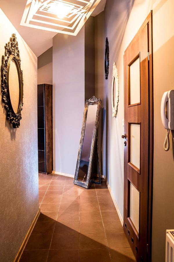 Style Apartment Next To Kazimierz And Old Town + Netflix Kraków Eksteriør billede